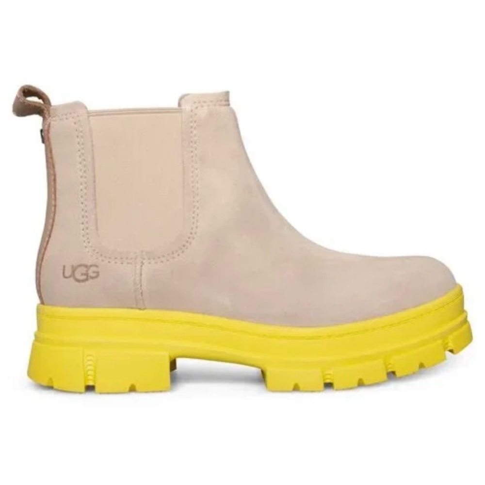UGG Ashton Chelsea Beige Boots with Bright Yellow Soles